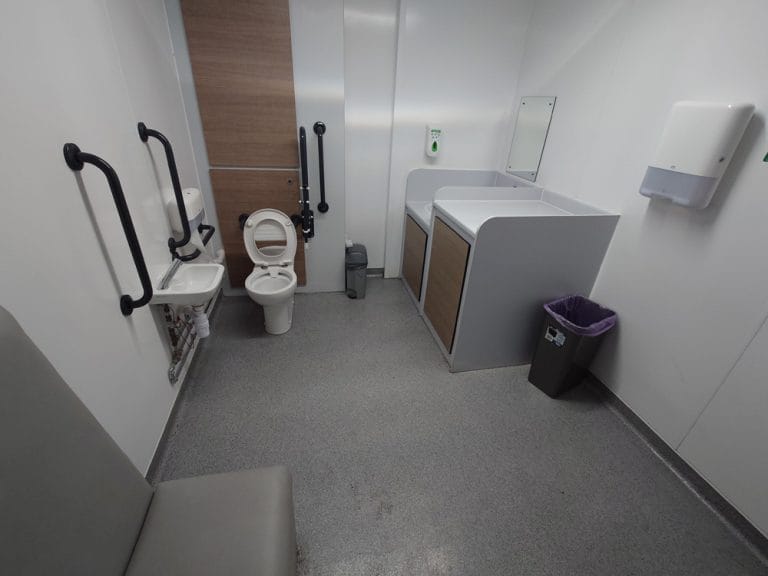 000005 MorrisonsCribbsCauseway interior01 768x576