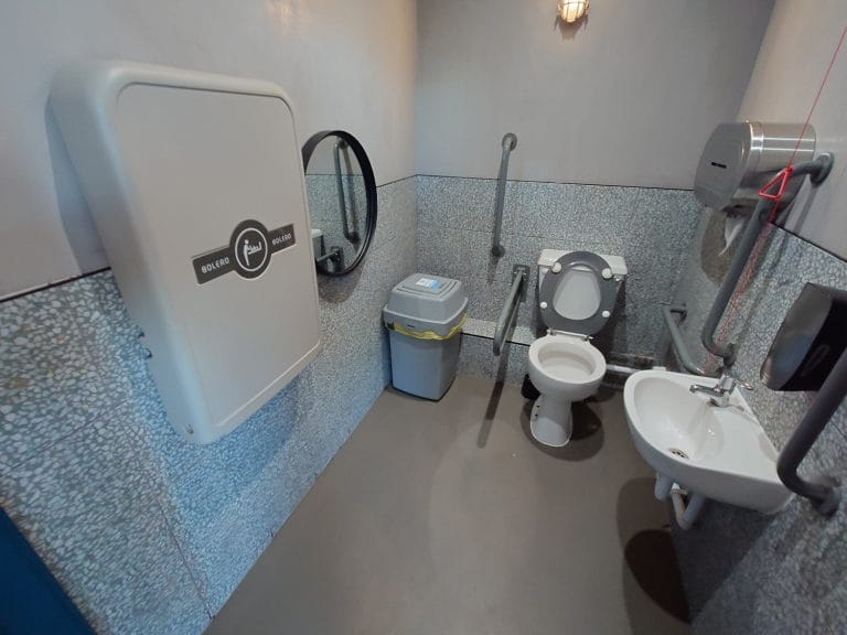 000011 MokokoPortishead interior01 768x576